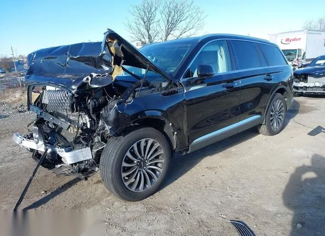 5LM5J6XC3PGL15262 2023 2023 Lincoln Aviator- Standard 2