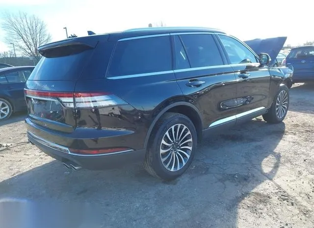 5LM5J6XC3PGL15262 2023 2023 Lincoln Aviator- Standard 4