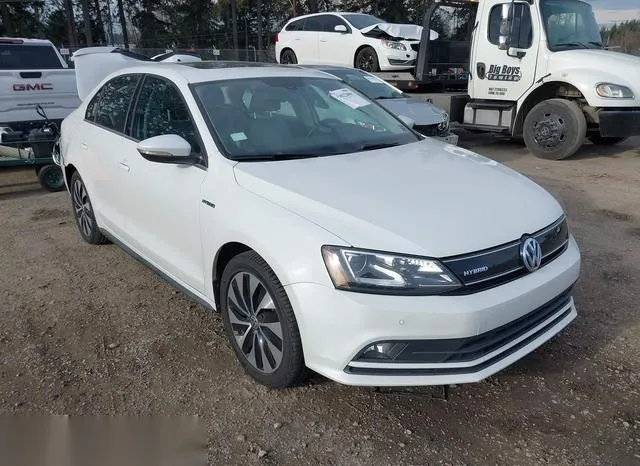 3VW637AJ5FM330284