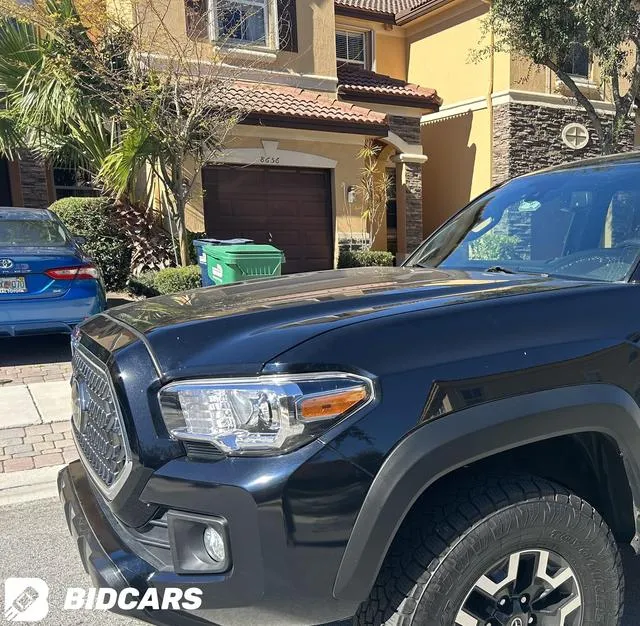 3TMCZ5ANXJM138055 2018 2018 Toyota Tacoma- Trd Off Road 2