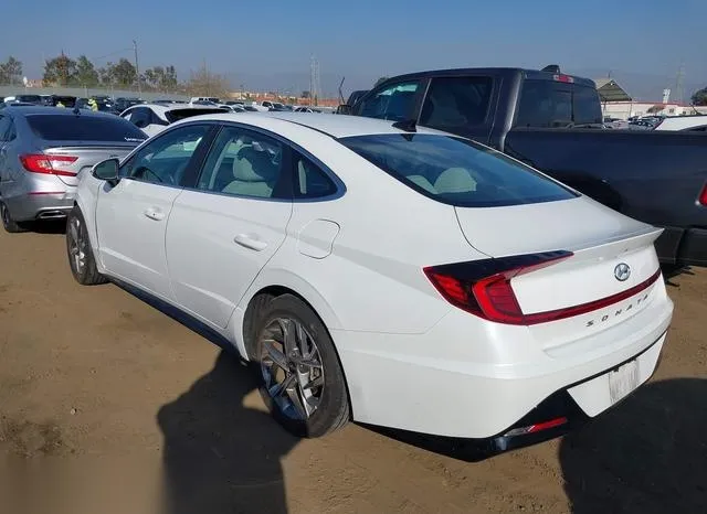 5NPEL4JA8MH111156 2021 2021 Hyundai Sonata- Sel 3