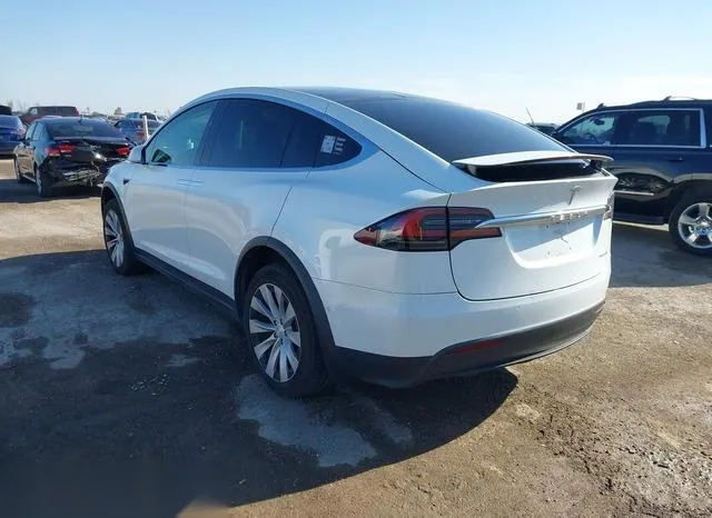 5YJXCAE26KF185794 2019 2019 Tesla Model X- 100D/75D/Long Range 3