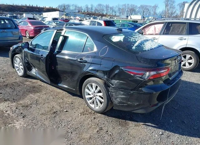 4T1C11BKXMU021219 2021 2021 Toyota Camry- Le Awd 3