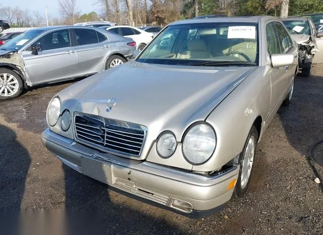 WDBJF25F2WA641373 1998 1998 Mercedes-Benz E 300 Diesel 6