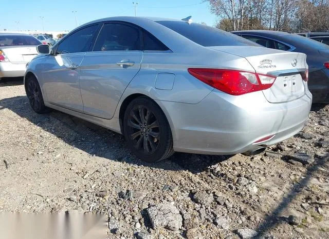 5NPEC4AC4CH324816 2012 2012 Hyundai Sonata- SE 3