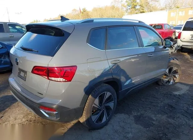 3VVVX7B28RM033316 2024 2024 Volkswagen Taos- 1-5T Se 4