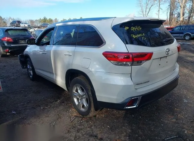 5TDDZRFH9JS849339 2018 2018 Toyota Highlander- Limited 3