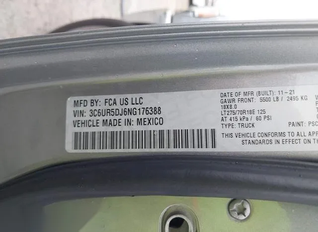 3C6UR5DJ6NG176388 2022 2022 RAM 2500- Big Horn  4X4 6-4 Box 9