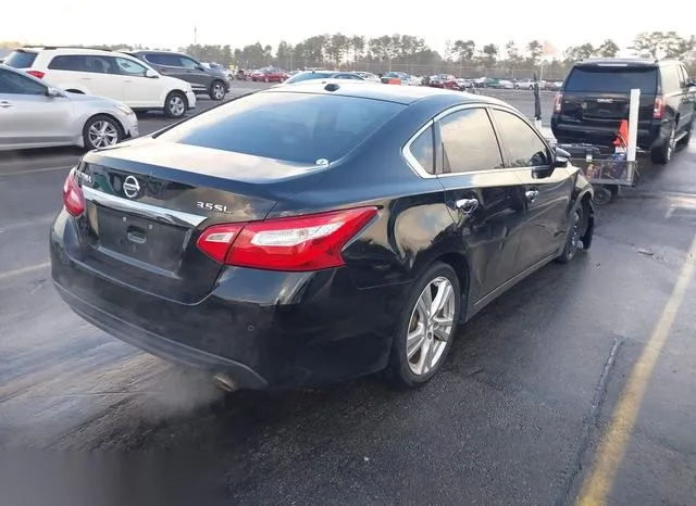 1N4BL3AP7HC137627 2017 2017 Nissan Altima 4