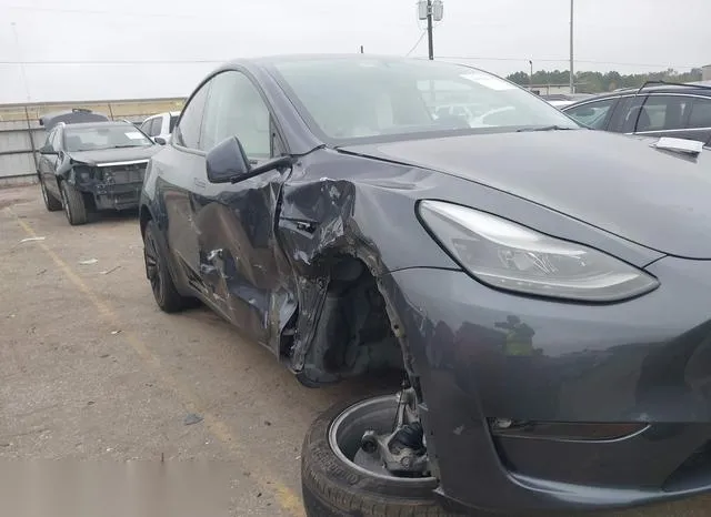 7SAYGDEE2PF687541 2023 2023 Tesla Model Y 6