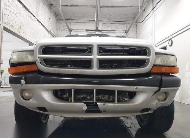 1B7HG38X32S678234 2002 2002 Dodge Dakota- Sport 6