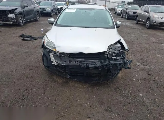 1FAHP3K21CL460629 2012 2012 Ford Focus- SE 6