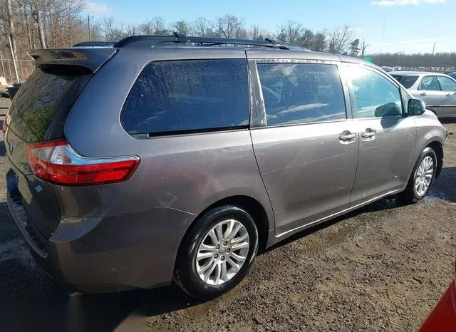 5TDYK3DC1GS765423 2016 2016 Toyota Sienna- Xle/Limited 4