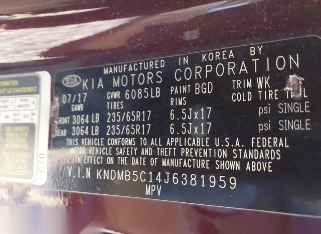 KNDMB5C14J6381959 2018 2018 KIA Sedona- LX 9