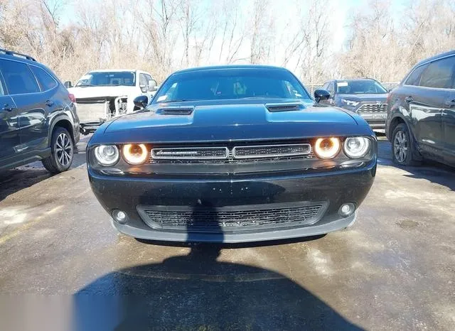 2C3CDZBTXHH659065 2017 2017 Dodge Challenger- R/T 6