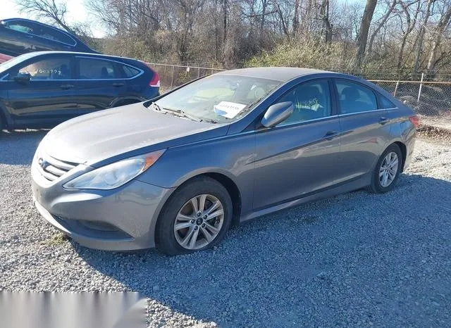 5NPEB4AC8EH846208 2014 2014 Hyundai Sonata- Gls 2