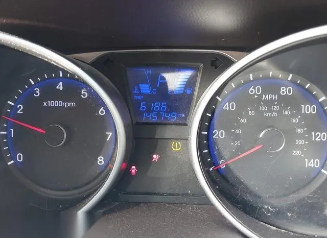 KM8JU3AC2CU422394 2012 2012 Hyundai Tucson- Gls 7