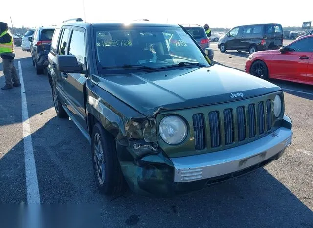 1J8FT48W58D742814 2008 2008 Jeep Patriot- Limited 6