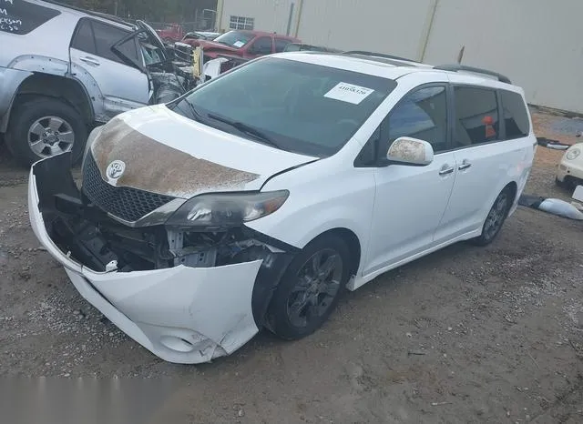 5TDXK3DCXDS341925 2013 2013 Toyota Sienna- Se 8 Passenger 2