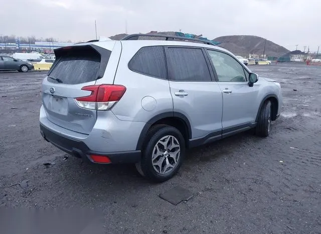 JF2SKAGC8KH568298 2019 2019 Subaru Forester- Premium 4