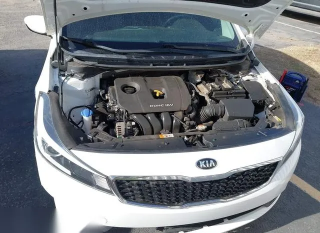 3KPFK4A75HE040147 2017 2017 KIA Forte- LX 10