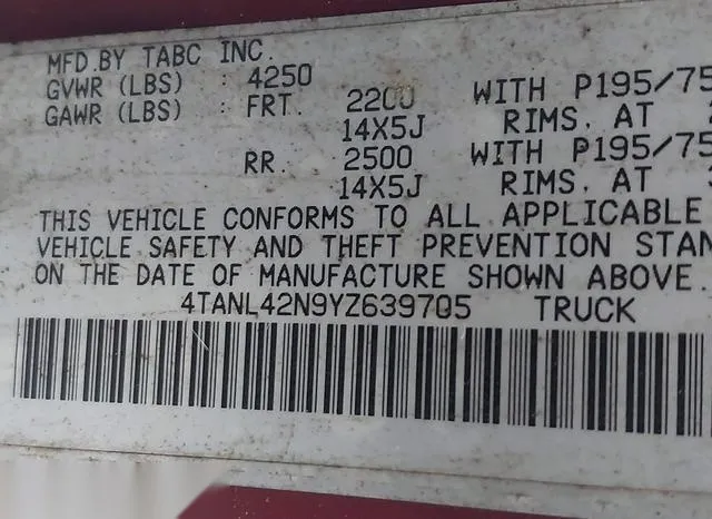 4TANL42N9YZ639705 2000 2000 Toyota Tacoma 9