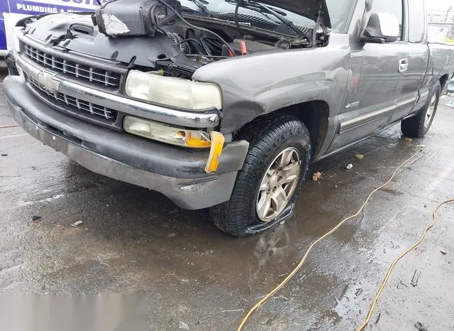 2GCEC19T221112323 2002 2002 Chevrolet Silverado 1500- LS 6