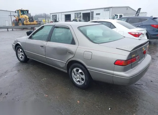 4T1BG22K4VU133936 1997 1997 Toyota Camry- LE 3