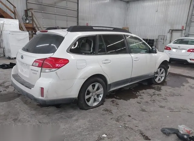 4S4BRBCC9E3238205 2014 2014 Subaru Outback- 2-5I Premium 4