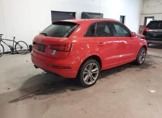 WA1ECCFS1JR010129 2018 2018 Audi Q3- 2-0T Premium 4