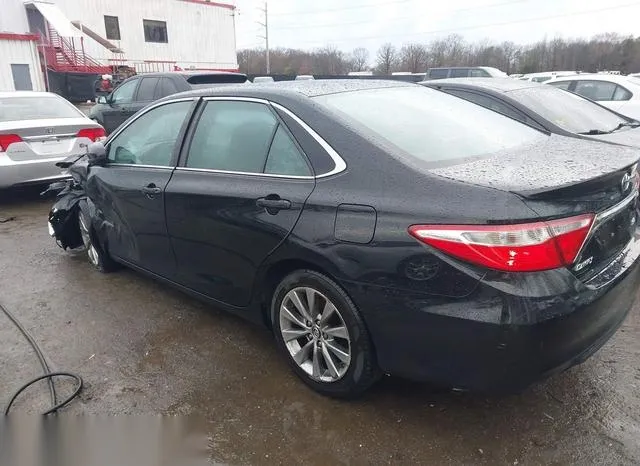 4T1BF1FK6HU340565 2017 2017 Toyota Camry- SE 3