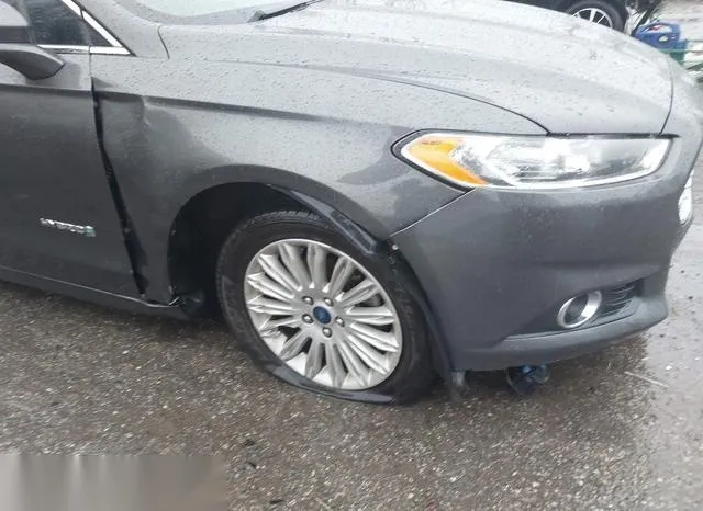 3FA6P0LU1GR305379 2016 2016 Ford Fusion- Hybrid SE 6