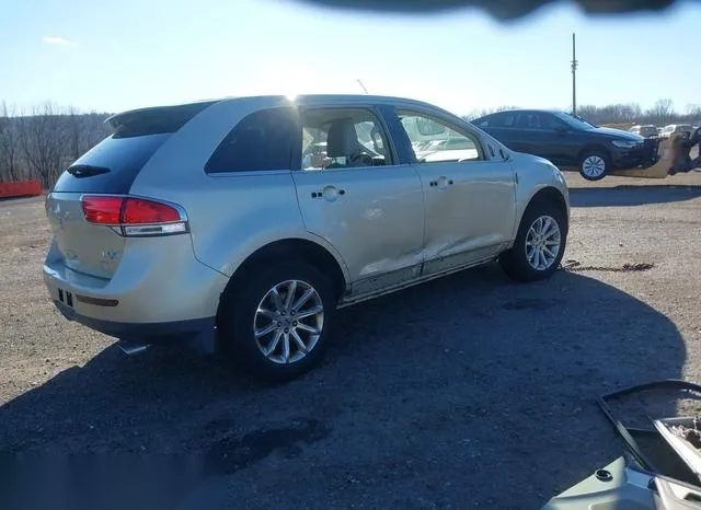 2LMDJ6JK1BBJ20215 2011 2011 Lincoln MKX 4