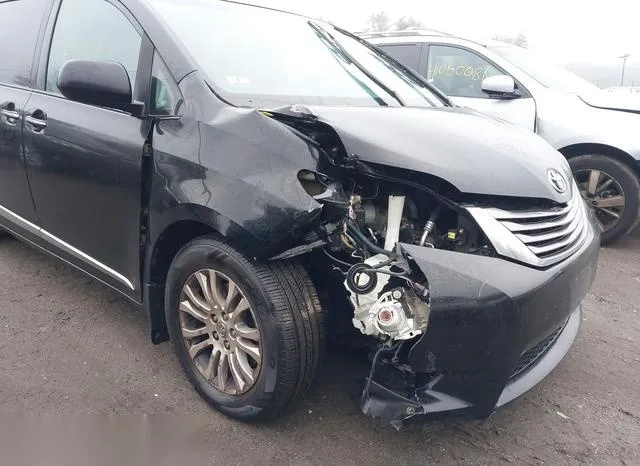 5TDYZ3DC4HS882426 2017 2017 Toyota Sienna- Xle 8 Passenger 6