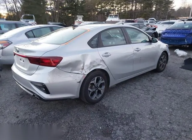 3KPF24AD3ME286842 2021 2021 KIA Forte- Lxs 4