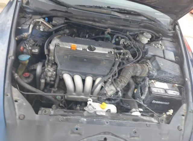 1HGCM56405L000113 2005 2005 Honda Accord- 2-4 LX 10