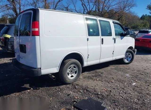 1GCFG15X171172320 2007 2007 Chevrolet Express- Work Van 4