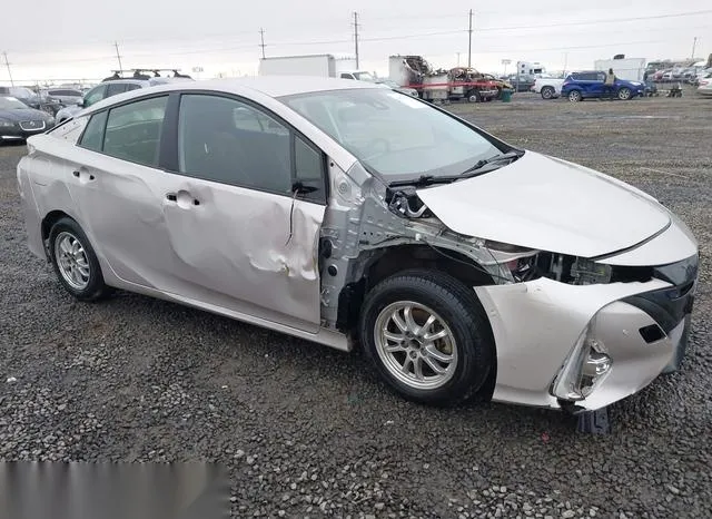 JTDKARFP6L3135534 2020 2020 Toyota Prius- Prime Limited 6