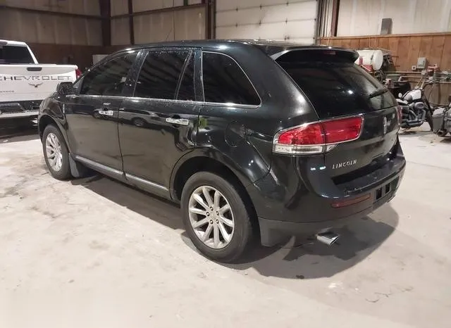 2LMDJ6JK6DBL18484 2013 2013 Lincoln MKX 3