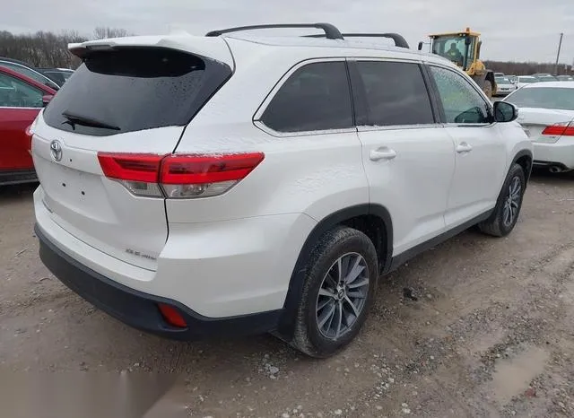 5TDJZRFH8KS954748 2019 2019 Toyota Highlander- Xle 4