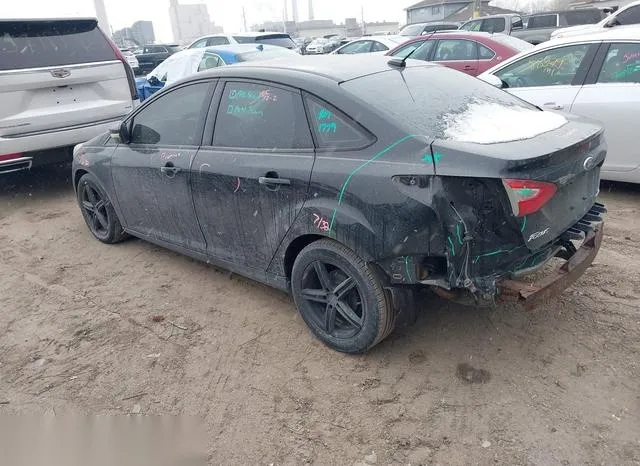 1FADP3F22DL182611 2013 2013 Ford Focus- SE 3