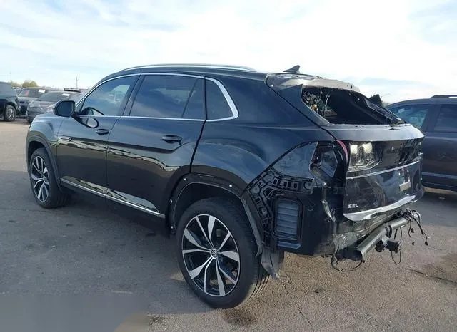 1V2FE2CA3RC225437 2024 2024 Volkswagen Atlas- Cross Sport 2 3