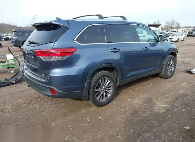 5TDJZRFH6KS944588 2019 2019 Toyota Highlander- Xle 4