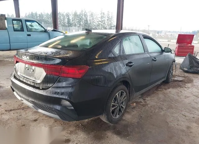 3KPF24AD0PE629384 2023 2023 KIA Forte- Lxs 4