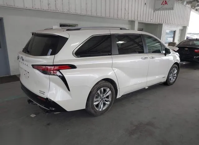 5TDZRKEC0MS026922 2021 2021 Toyota Sienna- Limited 4