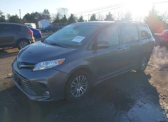 5TDYZ3DC2LS042198 2020 2020 Toyota Sienna- Xle 2