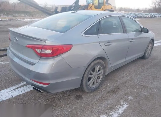 5NPE24AF2FH058245 2015 2015 Hyundai Sonata- SE 4