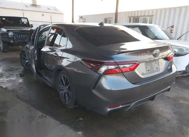 4T1G11AK0MU598201 2021 2021 Toyota Camry- SE 3