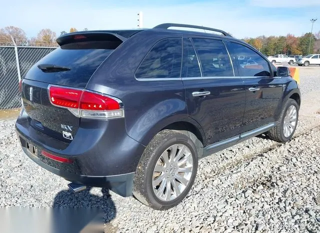 2LMDJ6JK3DBL45240 2013 2013 Lincoln MKX 4