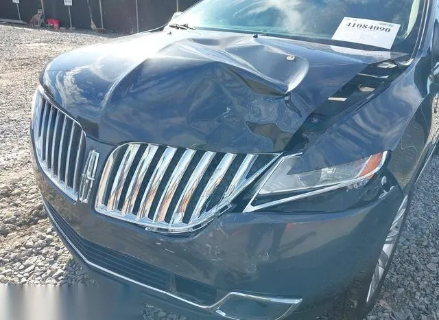 2LMDJ6JK3DBL45240 2013 2013 Lincoln MKX 6